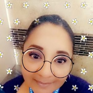 Meet your Posher, Alma